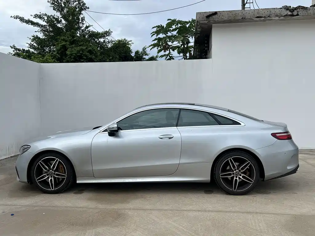 Mercedes-Benz E-Class 2017 — фото 8