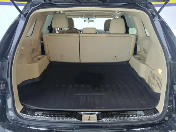 Toyota Highlander 2020