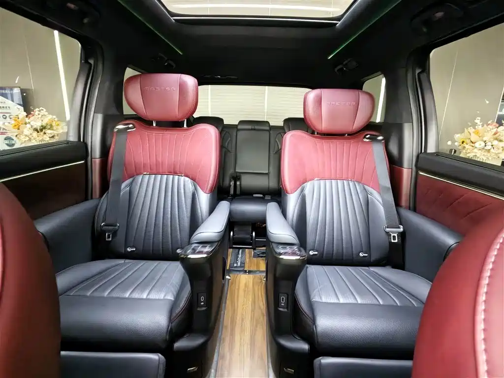 GAC Motor Trumpchi M8 2023 — фото 16