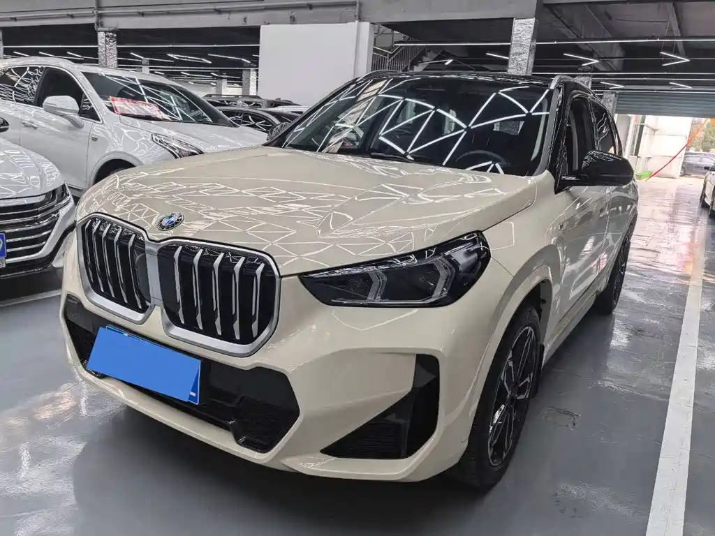 BMW X1 2023 — фото 1