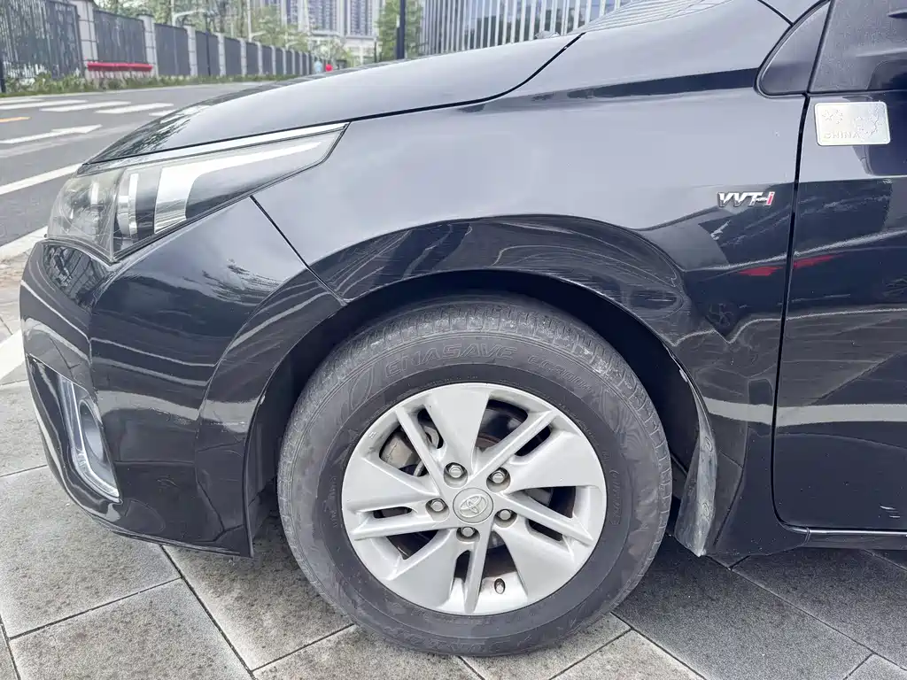 Toyota Corolla 2015 — фото 25