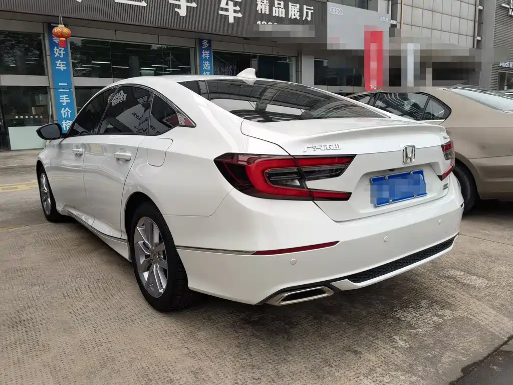 Honda Accord 2022 — фото 4