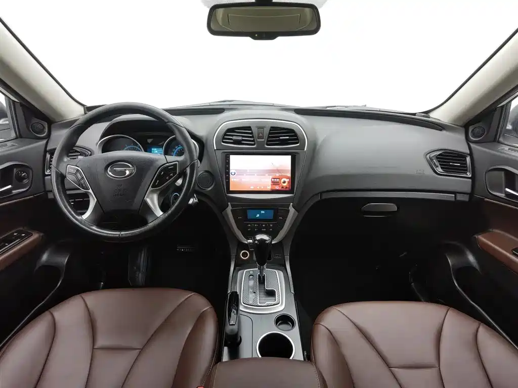 GAC Motor Trumpchi GS5 2014 — фото 5