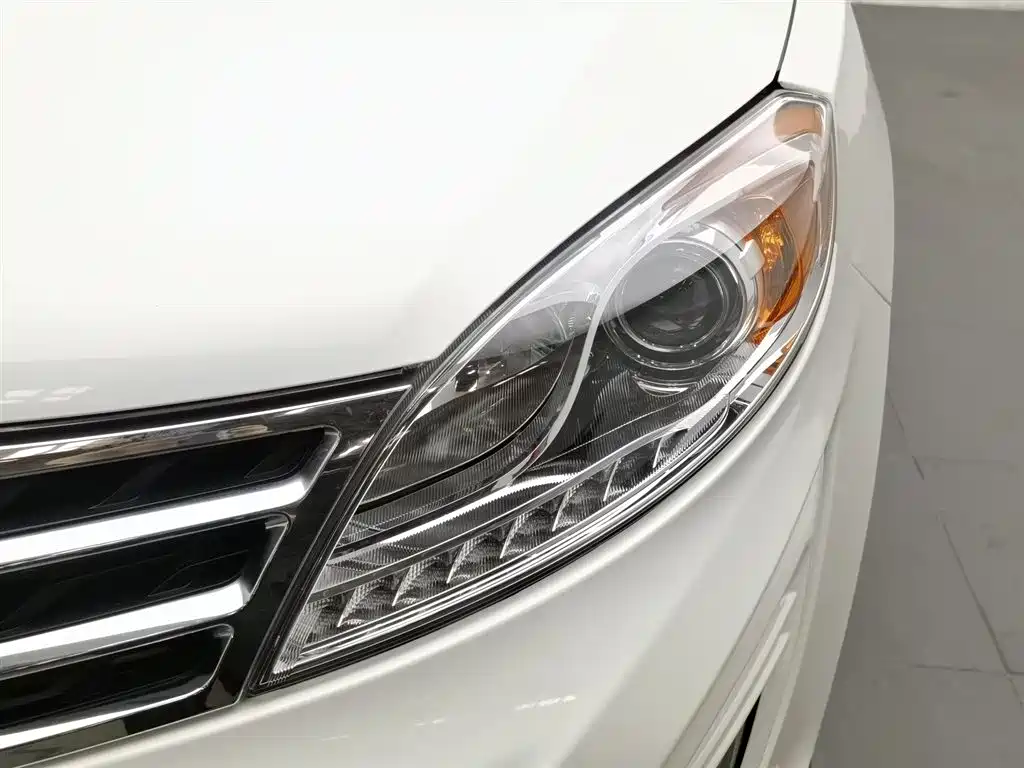 GAC Motor Trumpchi GS5 2014 — фото 7