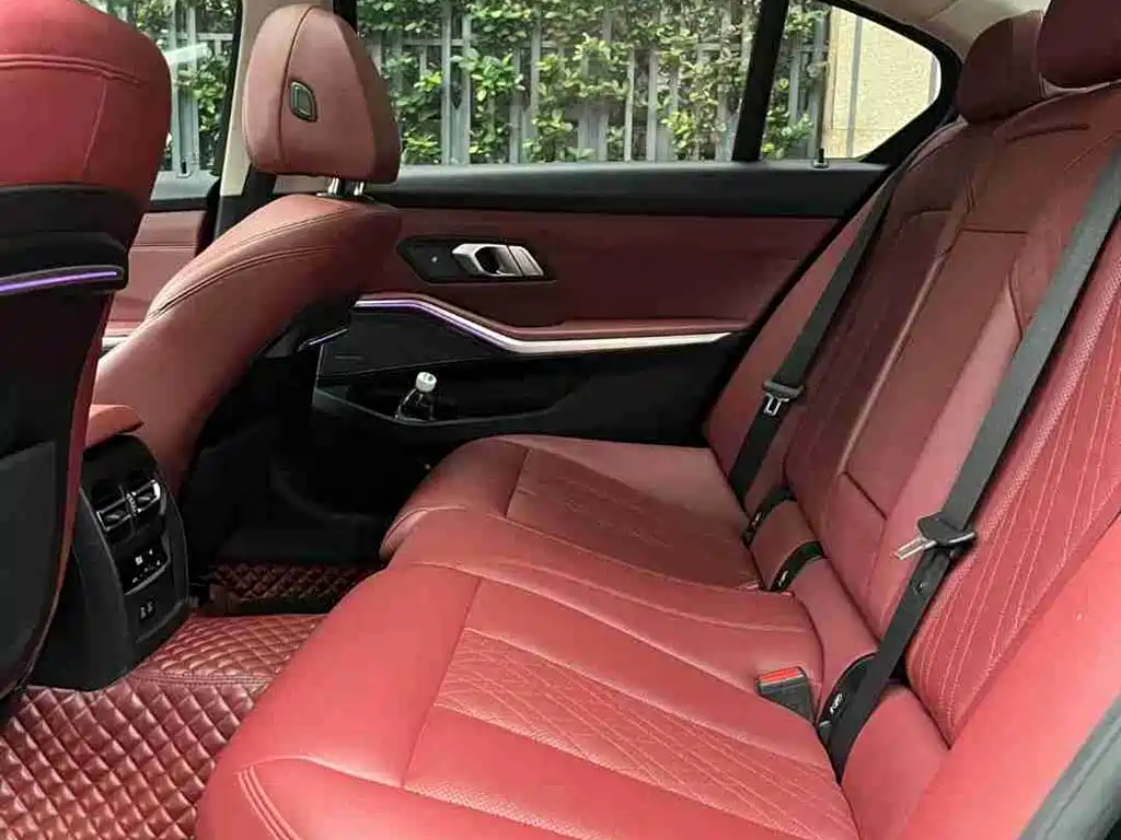 BMW 3 Series 2022 — фото 10