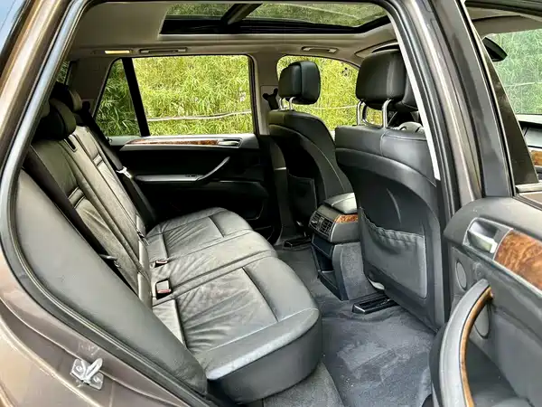 BMW X5 2011
