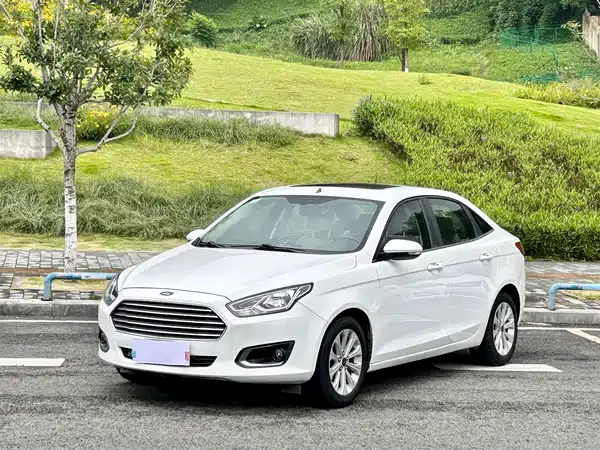 Ford Escort 2016