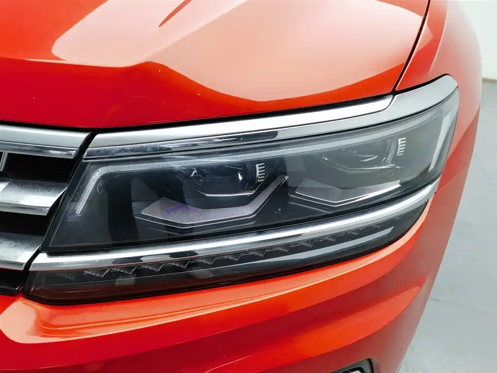 Volkswagen Tiguan L 2020 — фото 7