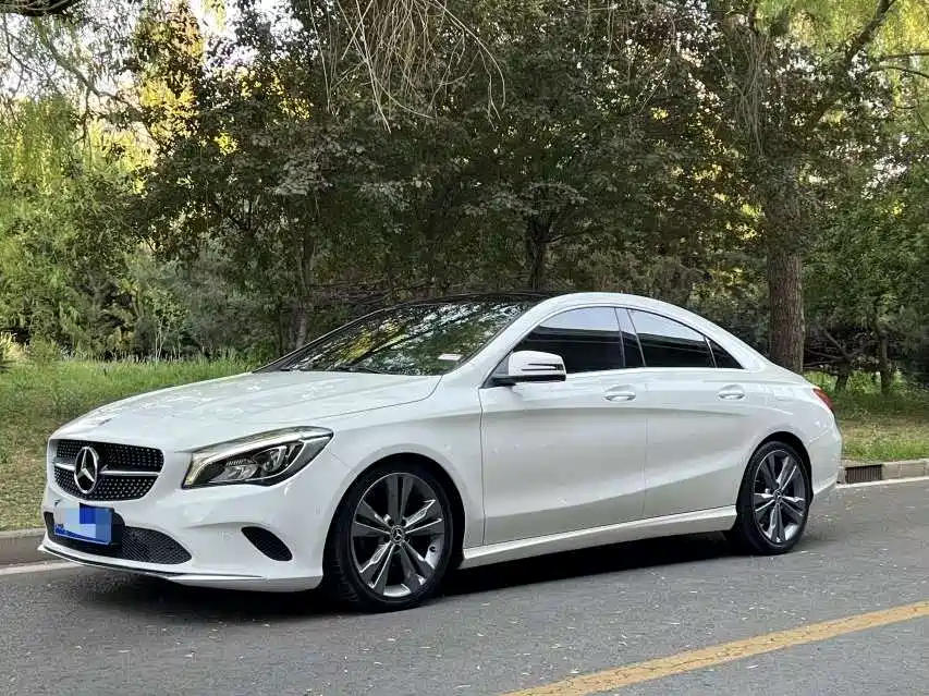 Mercedes-Benz CLA 2018 — фото 1