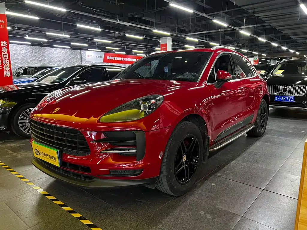 Porsche Macan 2019 — фото 1