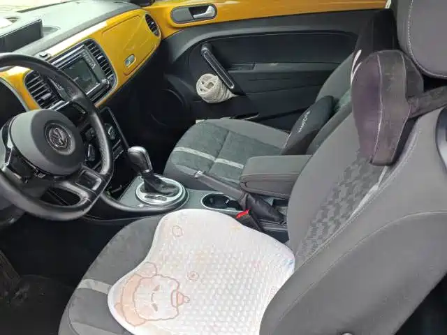 Volkswagen Beetle 2017