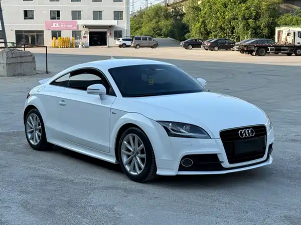 Audi TT 2014