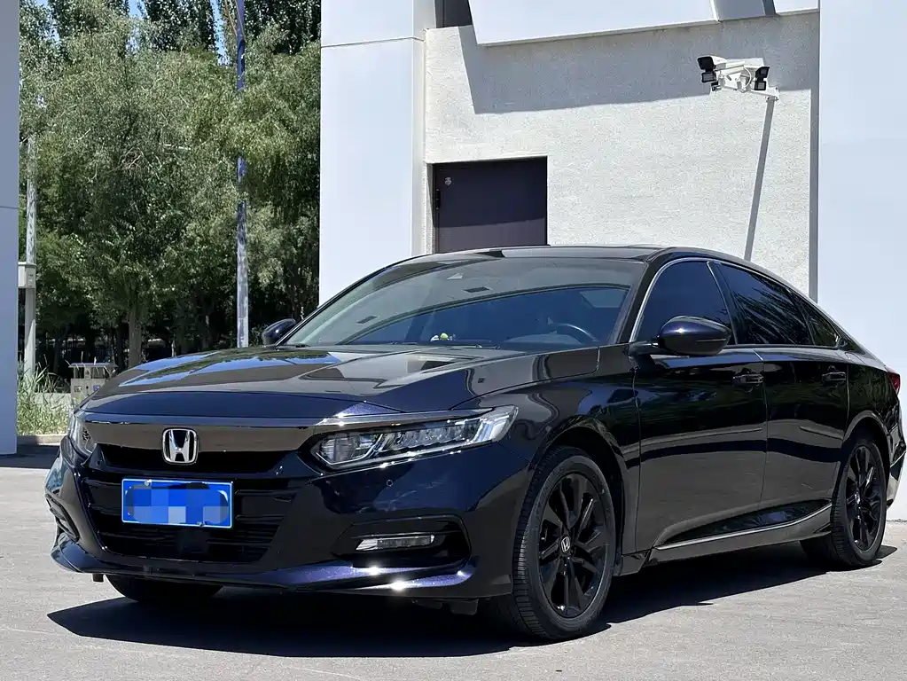 Honda Accord 2021 — фото 1