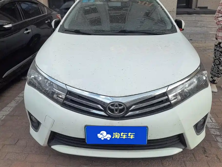 Toyota Corolla 2015 — фото 2