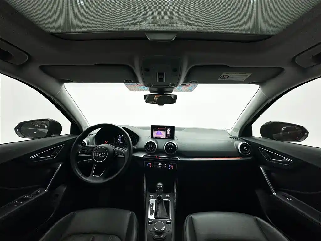 Audi Q2L 2022 — фото 10