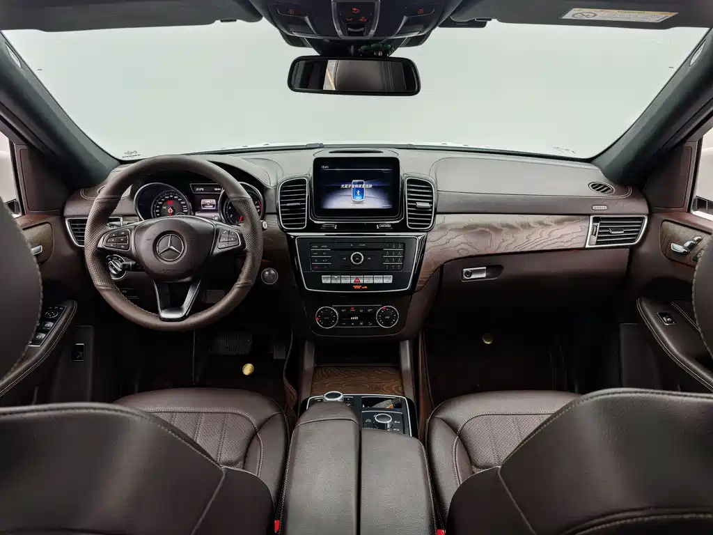 Mercedes-Benz GLE 2018 — фото 12