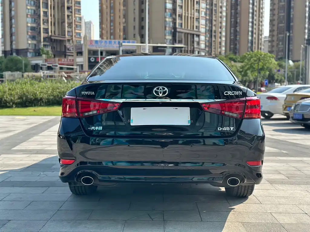 Toyota Crown 2019 — фото 3