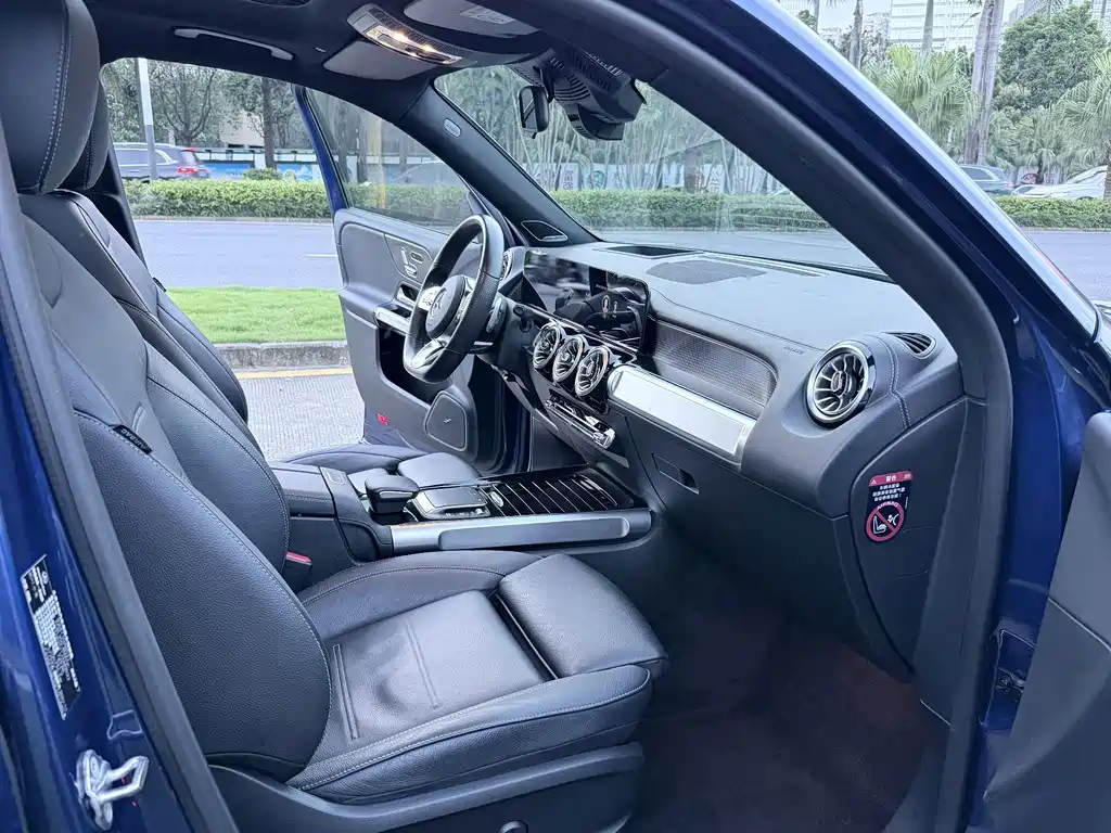 Mercedes-Benz EQB 2022