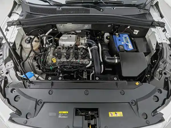 Bestune T77 2021