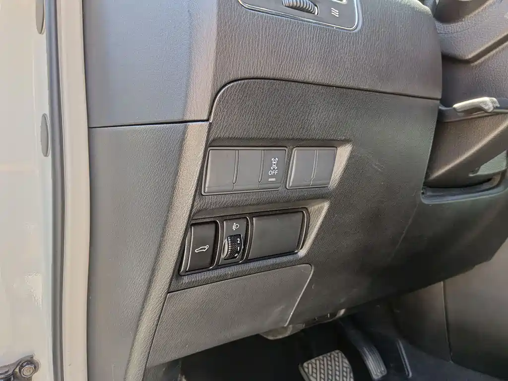 Nissan Patrol 2017 — фото 19