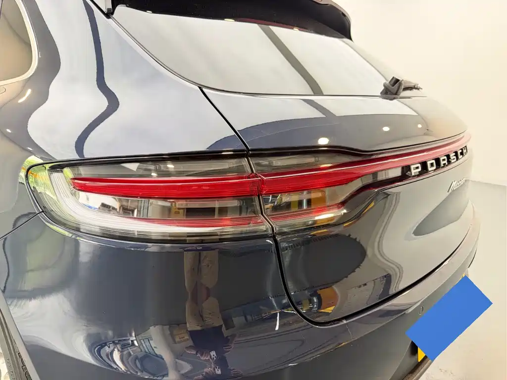 Porsche Macan 2019 — фото 19
