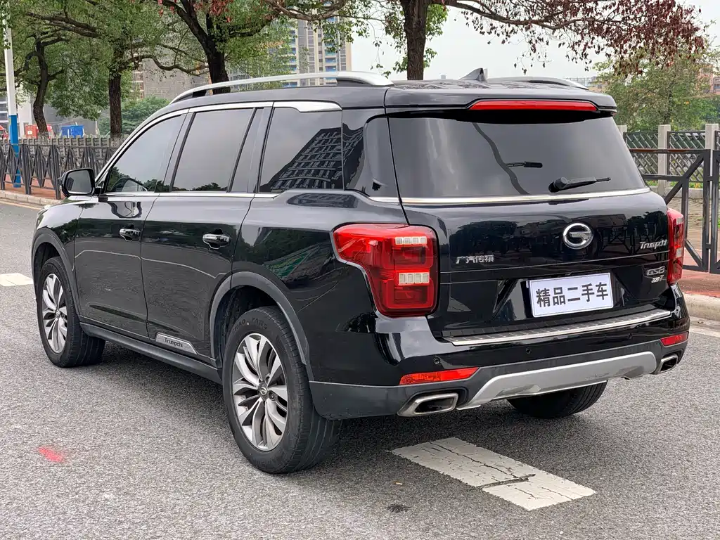 GAC Motor Trumpchi GS8 2017 — фото 6