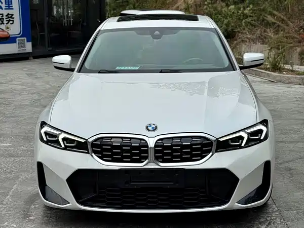 BMW 3 Series 2023
