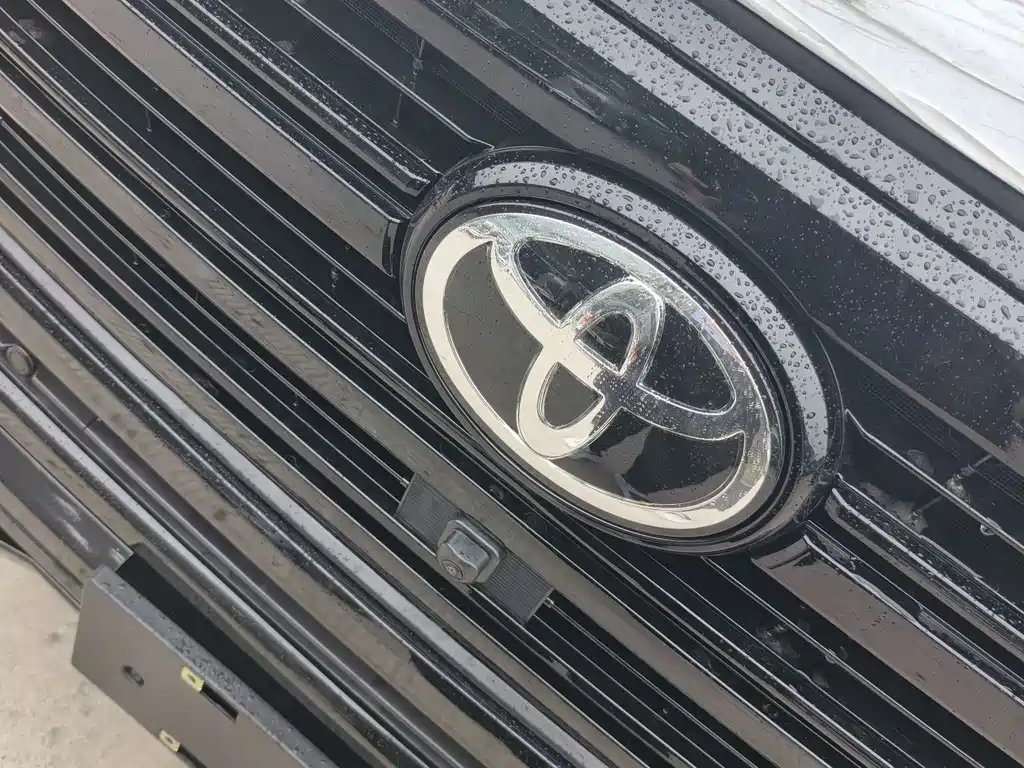 Toyota Land Cruiser 2026 — фото 5