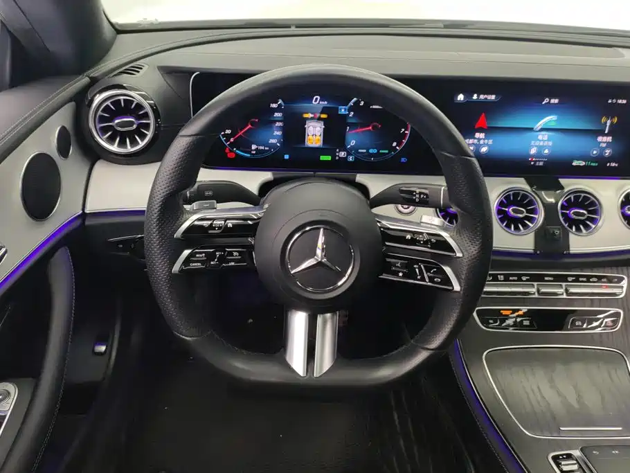 Mercedes-Benz E-Class 2021 — фото 15