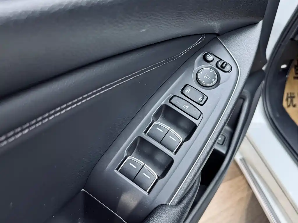 Honda Accord 2022 — фото 11