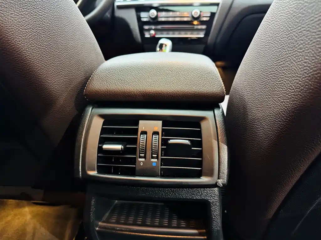 BMW X4 2015 — фото 17