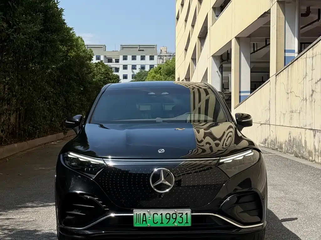 Mercedes-Benz EQS SUV 2025 — фото 2