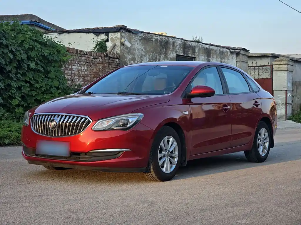 Buick Excelle 2015 — фото 24