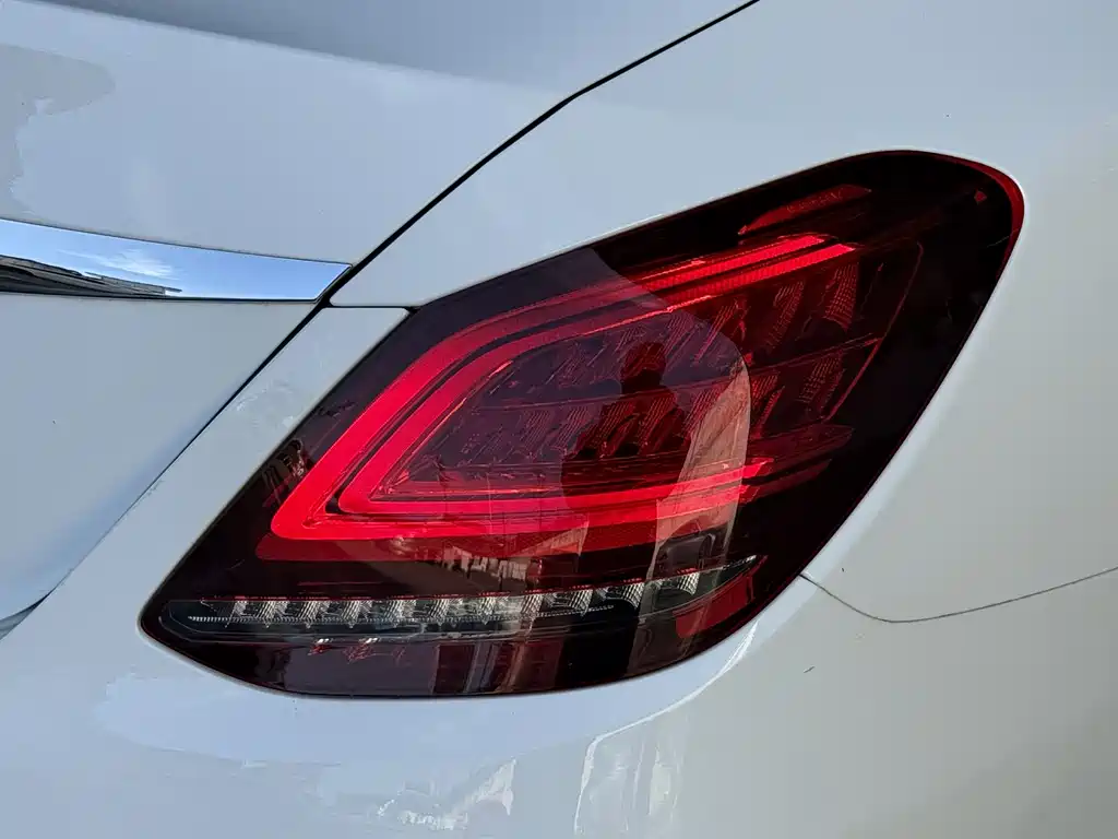 Mercedes-Benz C-Class 2020 — фото 9