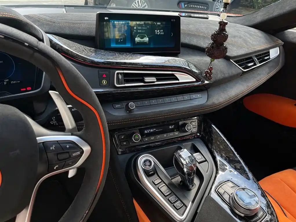 BMW i8 2020 — фото 10