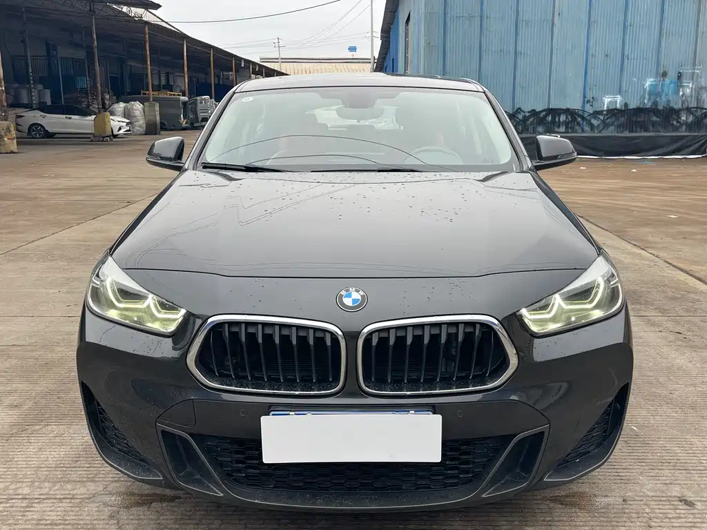 BMW X2 2022 — фото 2