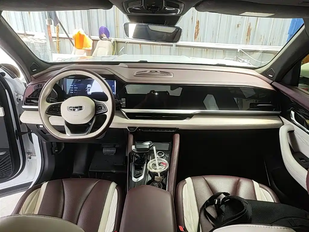 Geely Xingyue L 2021 — фото 10