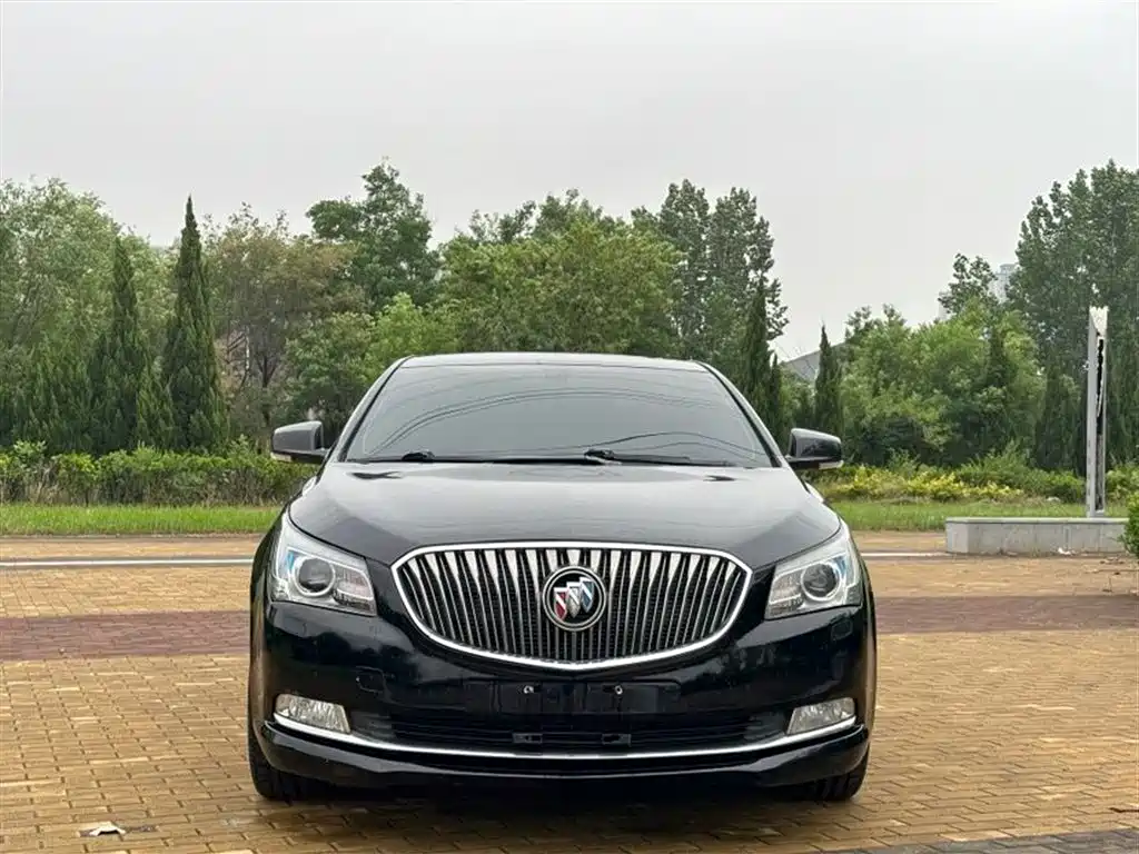 Buick LaCrosse 2015 — фото 2