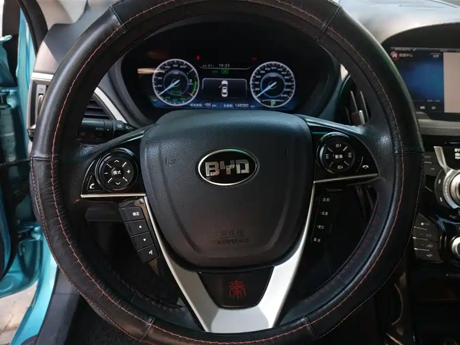 BYD Qin NEV 2017 — фото 15