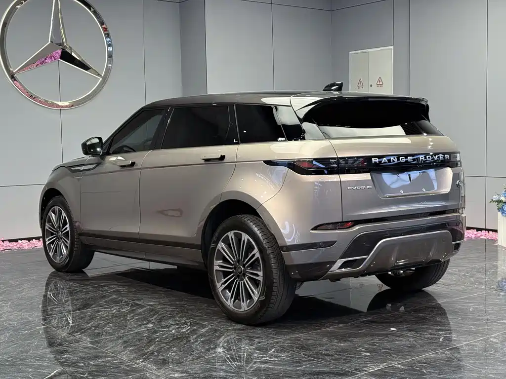 Land Rover Evoque 2025 — фото 9