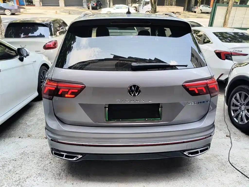 Volkswagen Tiguan L PHEV 2023 — фото 6
