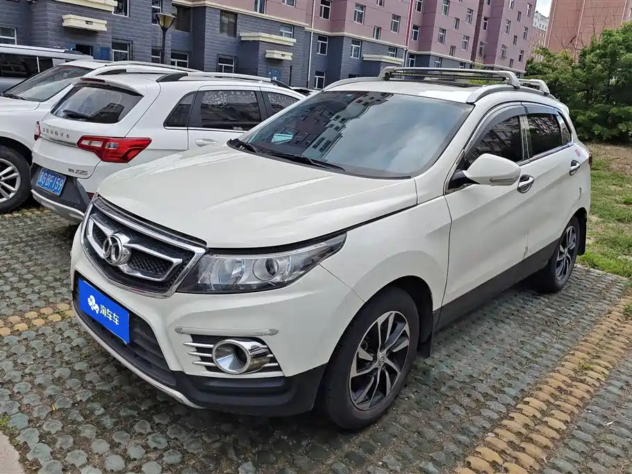 BAIC Senova X55 2016 — фото 1