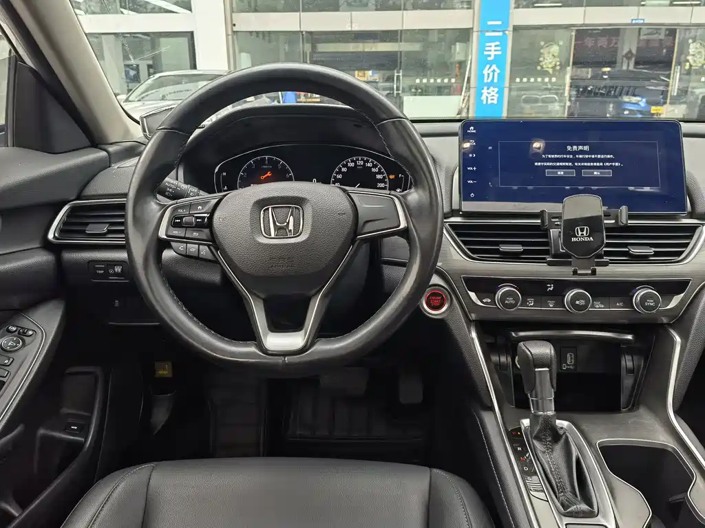 Honda Accord 2022 — фото 12