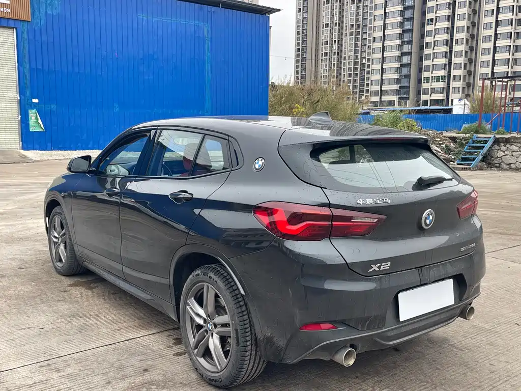 BMW X2 2022 — фото 6