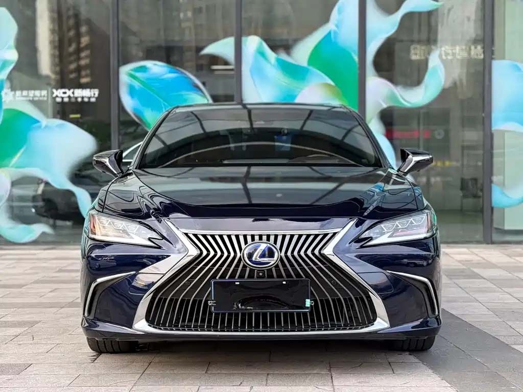 Lexus ES 2019 — фото 2