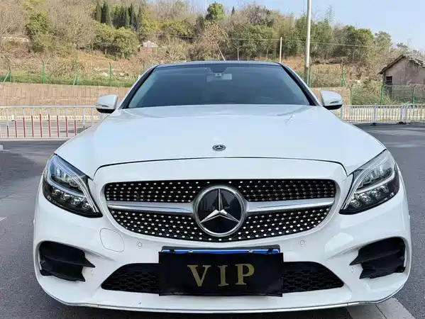 Mercedes-Benz C-Class 2019