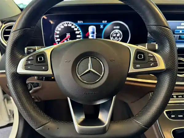 Mercedes-Benz E-Class 2018