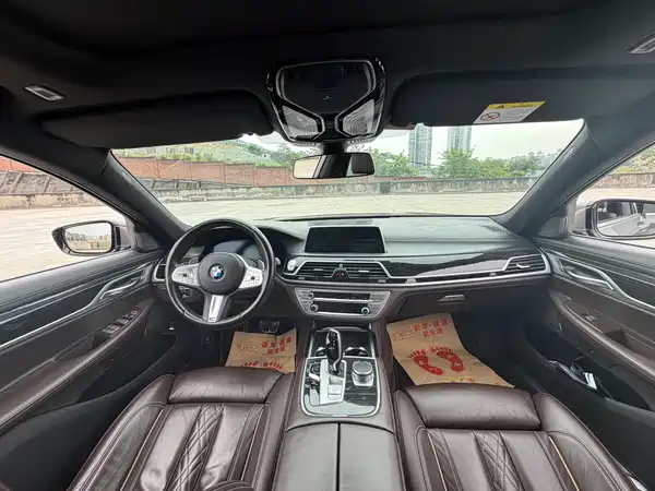 BMW 7 Series 2019