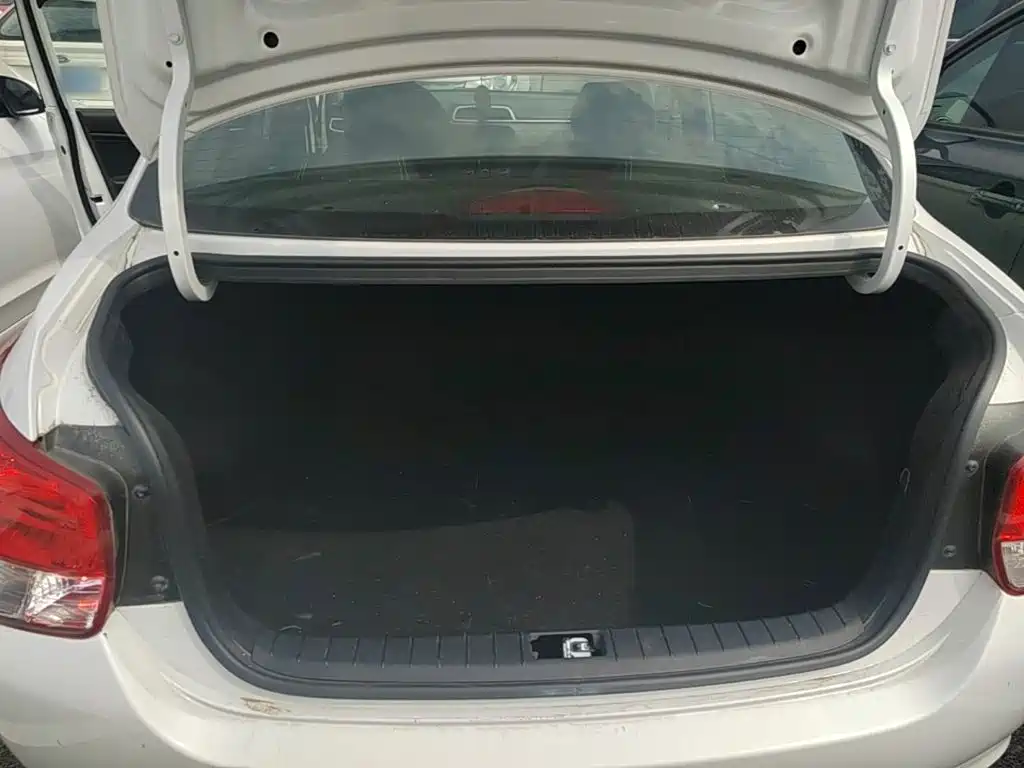 Hyundai Verna 2020 — фото 19