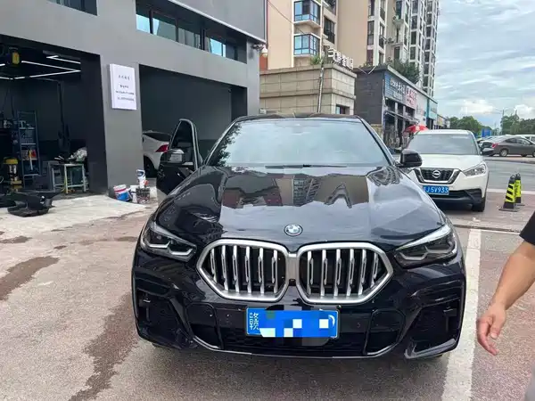 BMW X6 2022